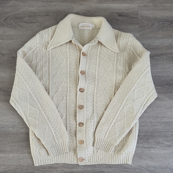 Jantzen Other - Vintage 70s Jantzen Cable Knit Cardigan - Made in Canada - Cream